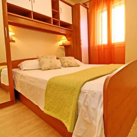 Sea Line - Two Bedroom With Terrace And Sea View *