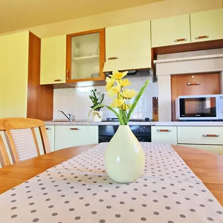 아파트 Sea Line - Two Bedroom With Terrace And Sea View Blato (Korcula)