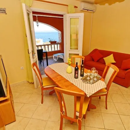 Sea Line - Two Bedroom With Terrace And Sea View Apartment *